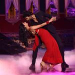 Kanika Mann Instagram - Swipe left to see why Tara and Dev look so excited ♥️ Don’t forget to tune in to #bigboss weekend ka war this Sunday 💫 #chandjalnelaga #colors #jiocinema