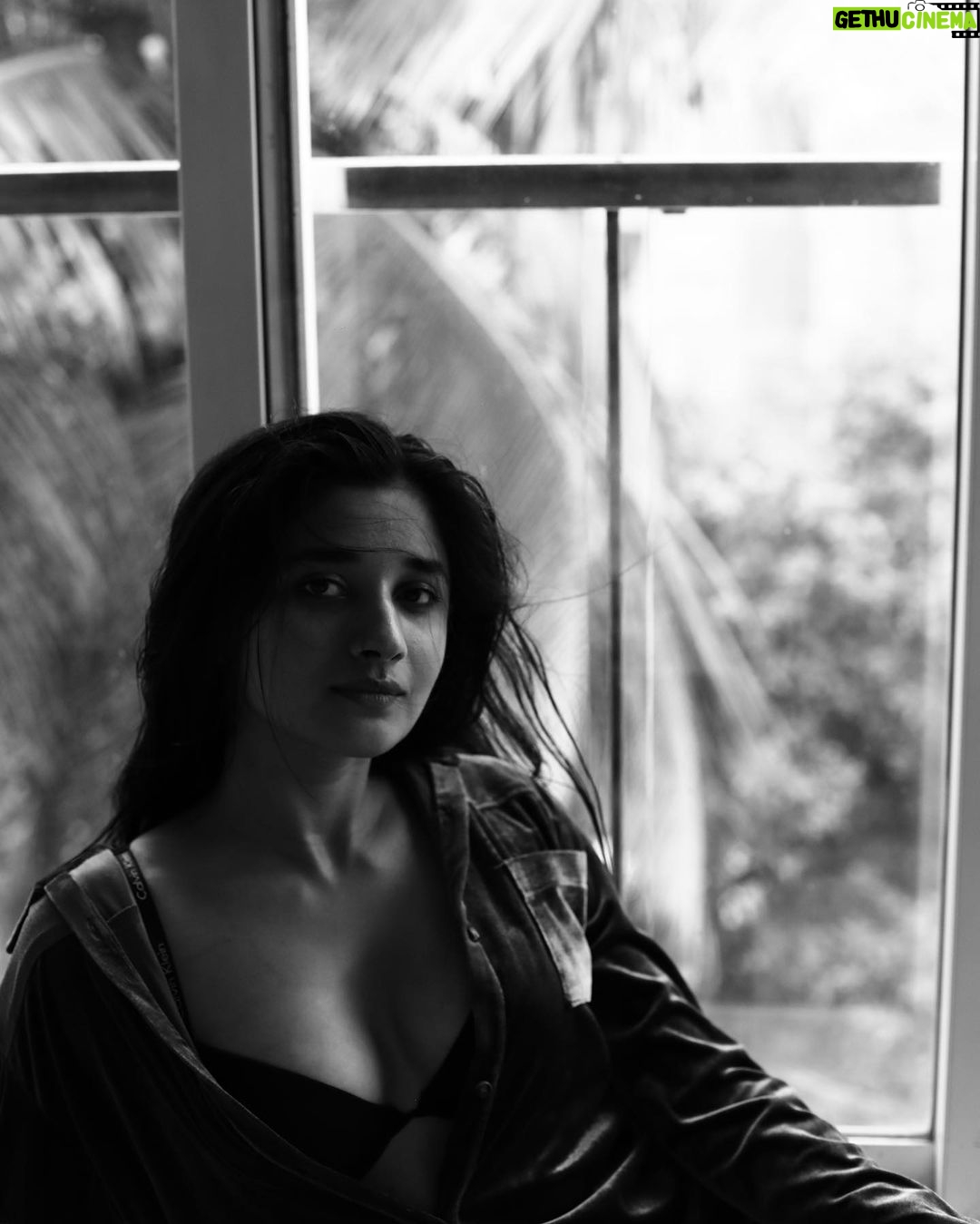 Kanika Mann Instagram - but if it made you feel something , briefly or eternally.. then it matters 🖤