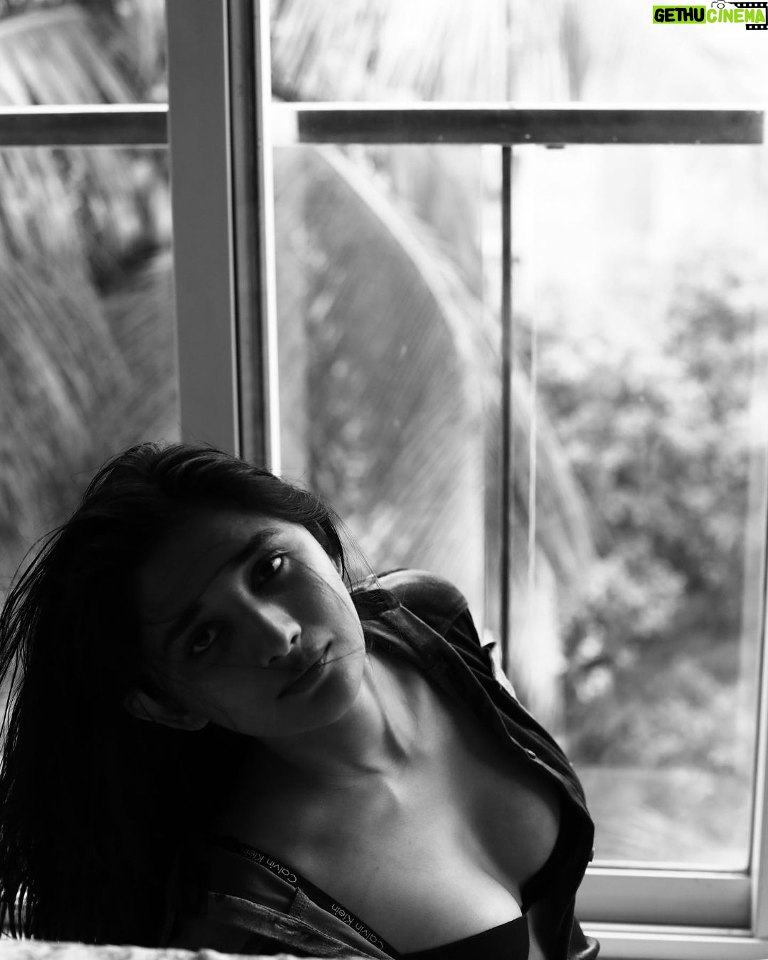 Kanika Mann Instagram - but if it made you feel something , briefly or eternally.. then it matters 🖤