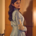 Kanika Mann Instagram - कहनी जो थी , कहदे वो बात । 💫 . Styling @littlepuffsofhappiness @thecraftedcandy Outfit by @datetheramp Designer : Jyoti Sachdev