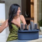 Kanika Mann Instagram - Using my Dyson Airwrap today 💗 Without extreme heat damage, salon like hair at home with ease ! #DysonIndia#DysonHair#DysonAirwrap#Gifted @dyson_india