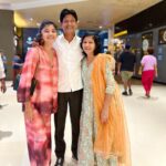 Kanika Mann Instagram - How was your day ? Mine was beautiful ♥️ We watched #rockyranikipremkahani and loved it , did some shopping (all for me ) and thn had khoob sara khaaana at @musaafer.india 🥘