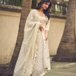 Kanika Mann Instagram - Yours Mala 📿 ♥️ . . Styling @littlepuffsofhappiness Assisted by @the.am.official Outfit by @miraya_by_pooja_khosla Makeup @makeupbynayan 🤗