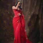 Kanika Mann Instagram - Pleeeeeeeeeeeeeez Help me choose the best …♥️ Styled by : @kmundhe4442 Outfit by : @@thelabelkirtisinghofficial Mua : @komalkumavat_makeovers Hairstylis : @rutujahairstylist Jewellry by : @the_jewel_gallery Photographer: @gohil_jeet