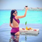 Kanika Mann Instagram - In case you missed your breakfast 💁🏻‍♀️ . . . . . Styling : @littlepuffsofhappiness Outfit : @kairesortwear PR : @manalirawat @movenpickkuredhivarumaldives #MovenpickKuredhivaruMaldives #movenpickmaldives #MovenpickHotels @visitmaldives #visitmaldives #maldives @thinkstrawberries #thinkstrawberries Mövenpick Maldives