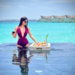 Kanika Mann Instagram - In case you missed your breakfast 💁🏻‍♀️ . . . . . Styling : @littlepuffsofhappiness Outfit : @kairesortwear PR : @manalirawat @movenpickkuredhivarumaldives #MovenpickKuredhivaruMaldives #movenpickmaldives #MovenpickHotels @visitmaldives #visitmaldives #maldives @thinkstrawberries #thinkstrawberries Mövenpick Maldives