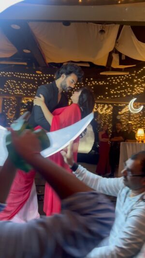 Kanika Mann Instagram - Some #bts for you 🌙
Don’t forget to watch #chandjalnelaga tonight on @colorstv @officialjiocinema at 9:30pm ♥️