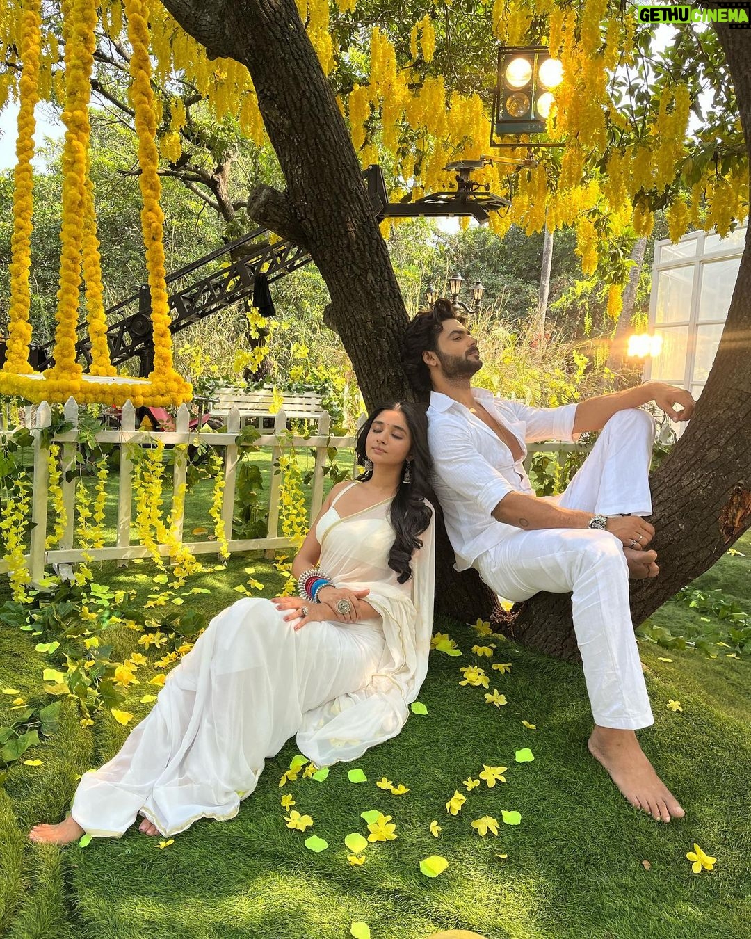 Kanika Mann Instagram - Aapke Dev aur Tara 🤍 #kavi #devra