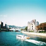 Kaoru Okunuki Instagram – .

修学旅行に出かけた広島で
息子が撮ってきた写真
あの子はこんなふうに世界を見つめているんだなぁ

フィルムの写真ってやっぱり素敵

#写ルンです