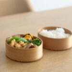 Kaoru Okunuki Instagram – .

今日はわっぱ弁当。
冬場は暖飯器があるのでアルミのお弁当箱を使っているのだけれど、お弁当バッグごと学校に忘れてきたので、久しぶりに◯
小学生のお弁当もあと少し。

#鶏と厚揚げのハンバーグ
#トマトと卵の中華炒め 
#かぼちゃの煮物
#切り干し大根
#大根葉のごま油炒め 
#スナップえんどう

#ひき肉オムレツ 
#エリンギのバター醤油炒め 
#さつまいも
#ひじき煮 
#切り干し大根 
#スナップえんどう
