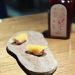 Kaoru Okunuki Instagram - . 息子が修学旅行に出かけていた晩 前から気になっていた 国領のドンブラボーへ @donbravo2 活気のある厨房から届く一皿一皿 お料理の美味しさはもちろんのこと ここのペアリングは素晴らしかった！ 結局、子どものことばかり話していたのもまた想い出 心にぽっと灯りがともるような あたたかいレストランでした