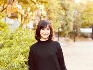 Kaoru Okunuki Instagram - .

母になって12回目の誕生日。
大きな周期をひと巡りして、
ここからまた新しい季節がはじまるような気がしています。

たくさんのお祝いメッセージもありがとうございます。
出会いのすべてに感謝を込めて。