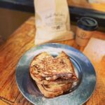 Kaoru Okunuki Instagram – .

Bourke Street Bakery
@bourkestreetbakery 

地元のひとに大人気で、
朝早くからひっきりなしにお客さんが訪れるベーカリー。
私たちもすっかり気に入って、二日続けてこちらで朝ごはん。
コーヒーとポロネーズトーストに、
帰りの飛行機でのおやつをたくさん買い込んで。
自分への旅土産も、こちらのホームメイドのケチャップとジャムを。
