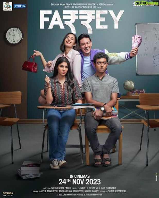 Karan Johar Instagram - A film that not only makes you wake up to class distinctions , the ironies of cheating and the dark side of ambition and greed but also packs a punch as an exam thriller heist is absolutely no mean achievement! A straight A+ for the cinematic report card of this feature!!! This is @alizehagnihotri ‘s debut feature and she is absolutely Fantastic! Believable and so so Real in her portrayal of a genius saddled by class distinctions and underlying greed! An artist in the true sense of the word! Welcome to the movies Alizeh! You will shine in the galaxy of stars but as an actor!!!! Effective and brilliant portrayals by Sahil mehta, Prassana Bisht , Zeyn Shaw, Ronit Roy and Juhi Babbar…. Directed with a tight reign balancing the real atmospherics and tautness of narrative and supreme command on performances by Soumendra Padhi…. The film hits home far more than its source material! Make #farrey your instant watch you will not regret it! Welcome to the movies Alizeh! Big hug to Baby and Atul the immensely proud parents and kudos to @skfilmsofficial for presenting this gem of a film!