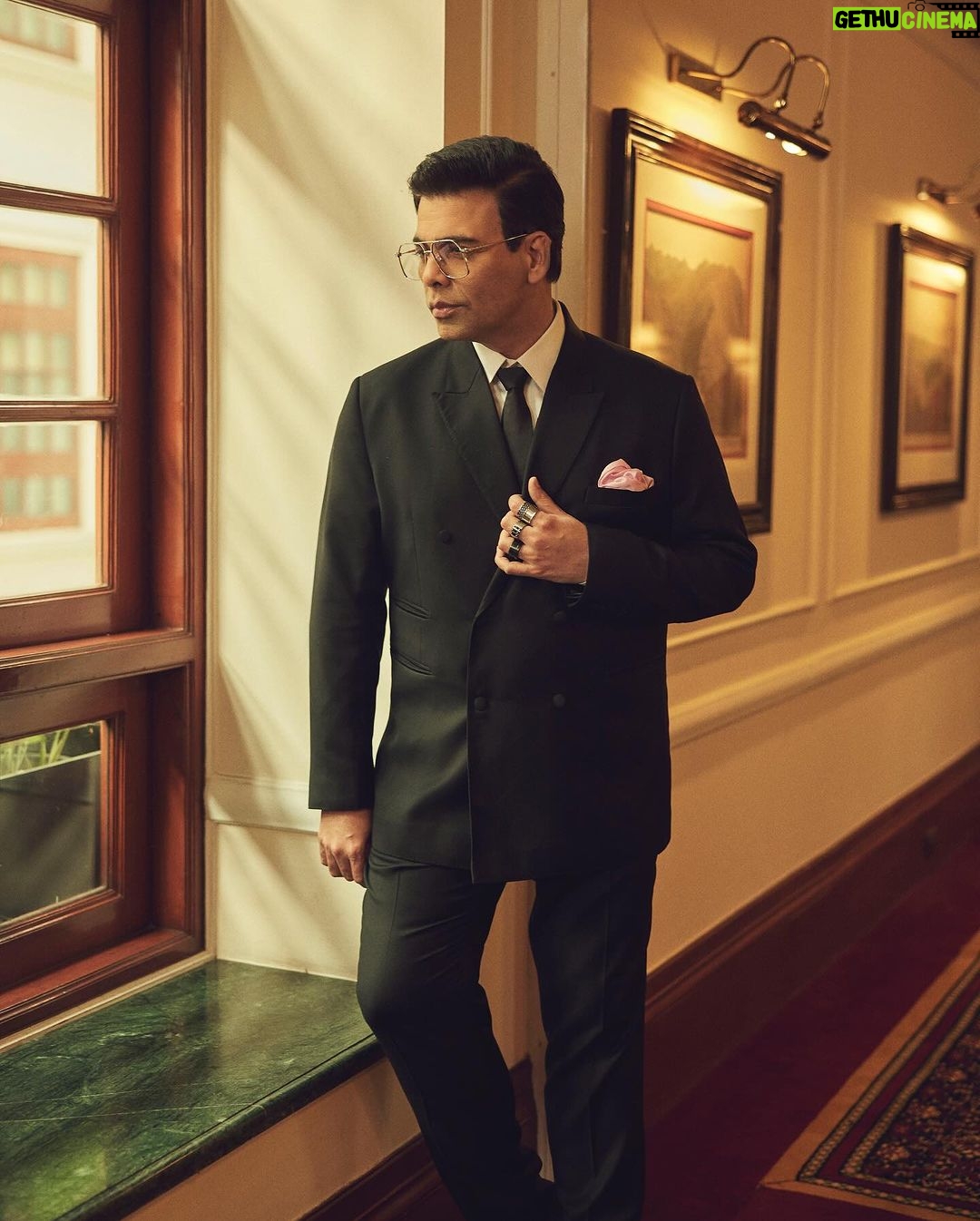 Karan Johar Instagram - For @ficci_india styled by @ekalakhani in @masculineofficial 📷 @sheldon.santos #suited