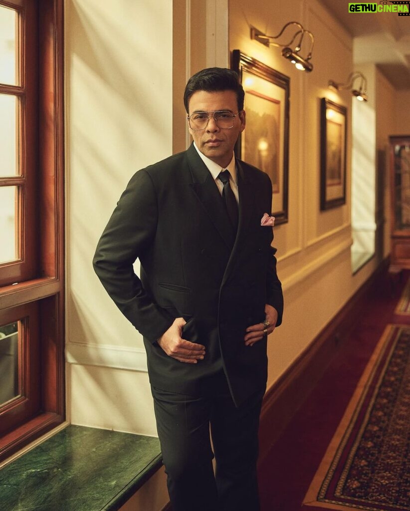 Karan Johar Instagram - For @ficci_india styled by @ekalakhani in @masculineofficial 📷 @sheldon.santos #suited