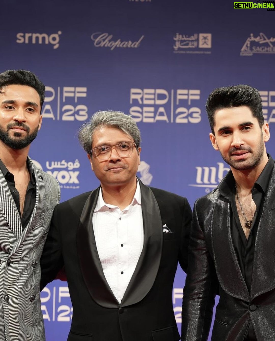 Karan Johar Instagram - After gathering all the love from various corners of the world…our team of #Kill has landed at the prestigious #RedSeaFilmFestival2023 to showcase our gruesome, unrelenting & unabashedly thrilling film to one and all. Thank you @redseafilm for having us🙏🏻🙏🏻🙏🏻 @itslakshya @tanyamaniktala @raghavjuyal @nix_bhat @apoorva1972 @guneetmonga @achinjain20 @dharmamovies @sikhya Jeddah, Saudi Arabia