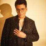 Karan Johar Instagram - Shine on! It’s the season to….. styled by @ekalakhani in @farazmanan 📷 @sheldon.santos