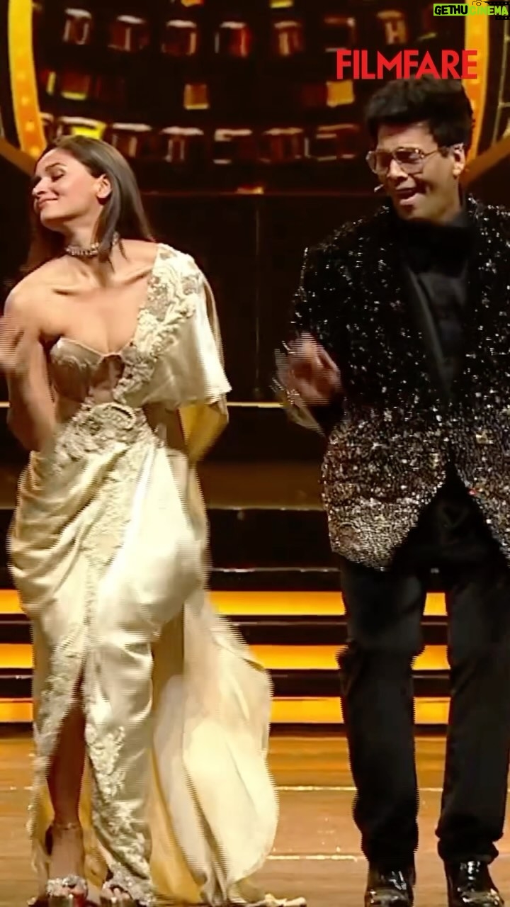 Karan Johar Instagram - An evening packed with laughter, tears, and lots of entertainment awaits you! Get ready to watch me take over the stage of 69th #HyundaiFilmfareAwards2024 with #GujaratTourism, as your host! Watch #FilmfareOnZeeTV, Sun, 18th Feb, 9 PM onwards. @filmfare