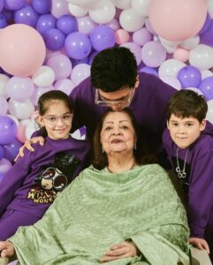 Karan Johar Instagram - Going through a purple patch!!!! My world …. The idea of balloons are more than a decoration to me… they have always represented joy and celebration and a magical feeling of happiness …. My first film is full of them … and even now my inner child comes alive when I have them around … Am so happy to have passed on my joy of balloons to my twins … who overreact as much to them as I do…. Thank you @ekalakhani for always dressing the family and to @sheldon.santos for being there to capture our moments … and the biggest hug to my children’s favourite and all our silent pillar @len5bm ❤️❤️❤️❤️