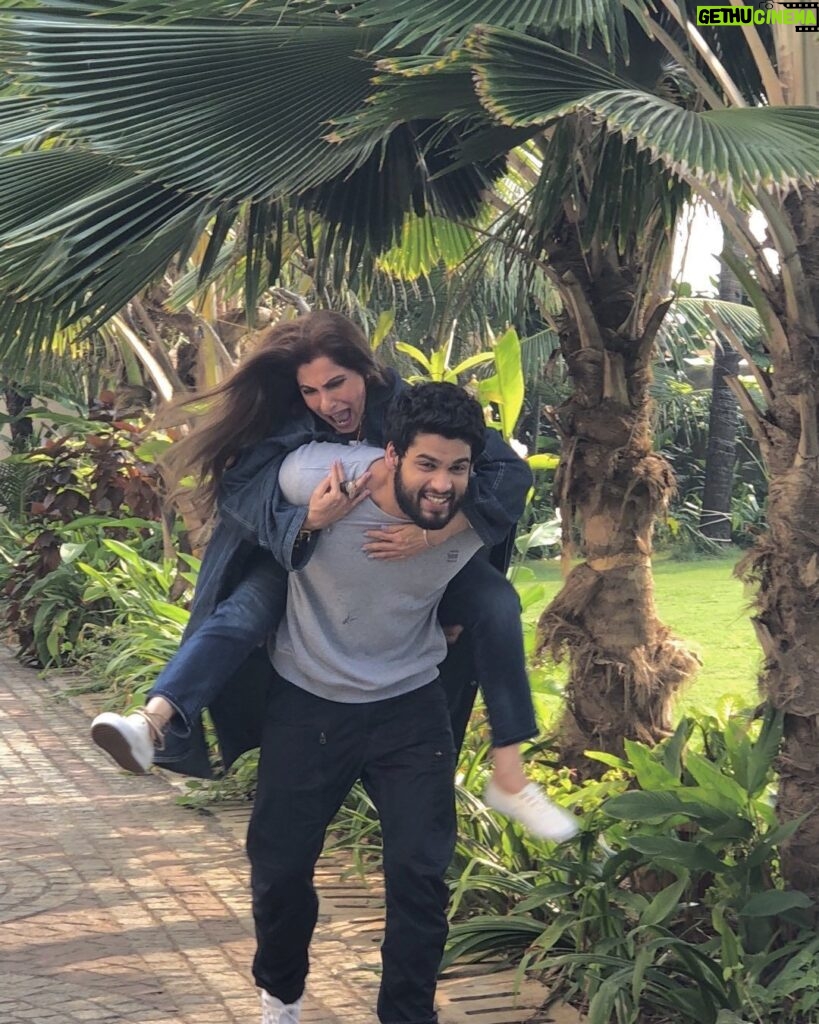 Karan Kapadia Instagram - Happy Birthday Antoo, unlike this picture it’s actually you who picks me up in life. I love you ❤️