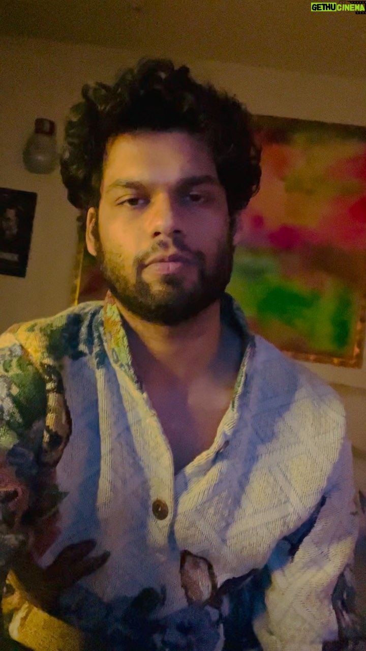 Karan Kapadia Instagram - SOUND ON ๐ Wrote this one for all the Peter Pan fans and nerds out there , do let me know if you caught all the references and enjoyed the song โ๏ธโบ๏ธ Beats by - @thatkidgoran #rap#hiphop#songwriter#thelotuseaters