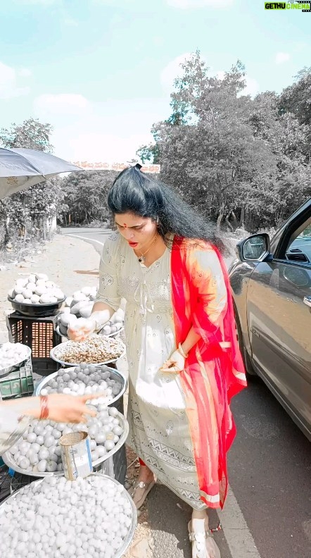 Karate Kalyani Padala Instagram - నువ్వేనా నా నువ్వేనా...🥳🥳🥳🎉🎉🎉🌹🌹🌹🥰🥰😍