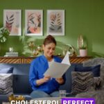 Kareena Kapoor Instagram - Taking charge of my well-being, one scoop at a time! @trunativ ’s Pre-biotic Everyday Fiber is my daily companion for a thriving digestive system and a brighter outlook 🌞 Here’s to celebrating a Gut Health Revolution that feels a-maize-ing in the tummy! 🌽💛 #AddTheGood #NutritionSimplified #DigestiveFiber #GutHealthRevolution