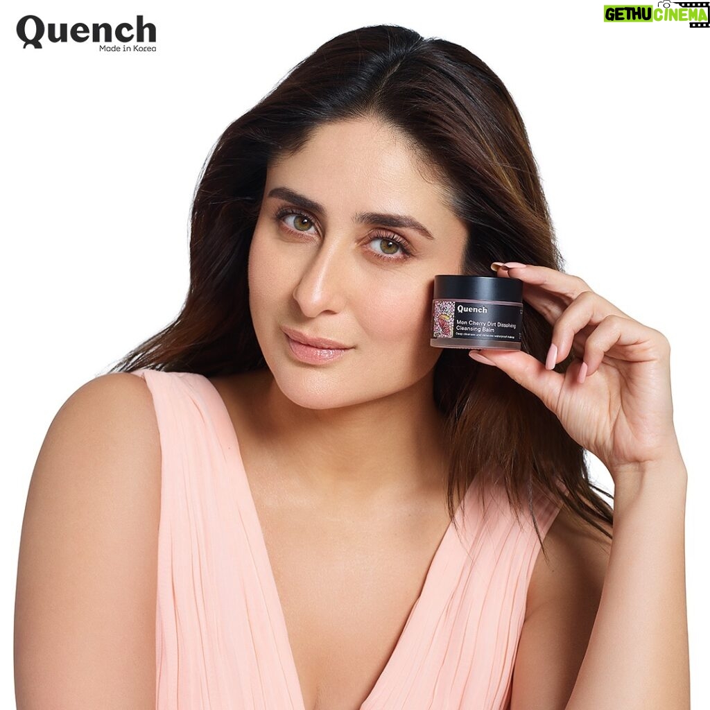 Kareena Kapoor Instagram - Let your glow steal the show… 💁🏻‍♀️ Experience clear, fresh and radiant skin with Quench Mon Cherry Cleansing Balm. 🌸✨