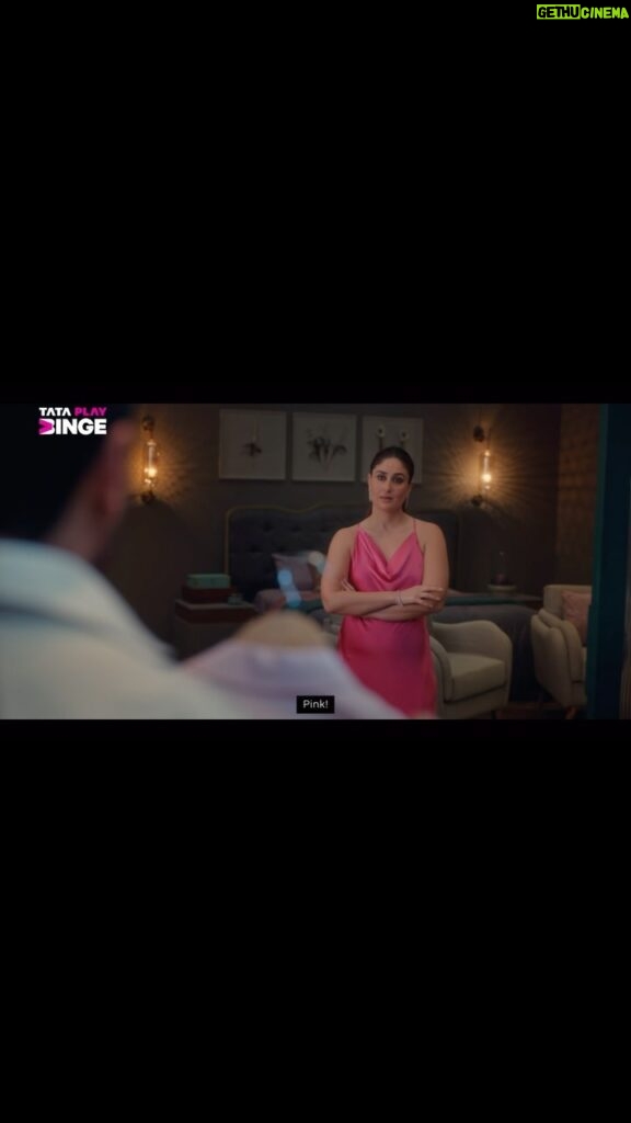 Kareena Kapoor Instagram - Choices, choices, and more choices! 🤷🏻‍♀️🤷🏻‍♀️ Constantly switching from one app to another in search of content? Download Tata Play Binge - the only OTT app you need for non-stop entertainment. With shows, movies & live sports from 22+ OTT apps in one place there’s #NoDhoondnaOnlyDekhna. 🤩 #Ad