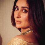Kareena Kapoor Instagram - Dadasaheb Phalke International film festival award 💛 Jaane Jaan forever💛💛💛 @jaideepahlawat @itsvijayvarma @sujoyghoshofficial @jayshewakramani @akshaipuri @abujanisandeepkhosla @rheakapoor @makeupbypompy @savleenmanchanda @kunalgupta91