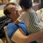 Kareena Kapoor Instagram - The HUG of life…❤️❤️🌈🌈 Happy Birthday Nana❤️and to my Papa…❤️❤️ #i am like my father 🥰