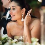 Kareena Kapoor Instagram - Ralph Lauren is timeless… whether it’s the working woman polo shirt, the luxe sporting cricket sweater, or the classic black dress. To me, it’s just everything that represents comfort and warmth… A family favourite for sure💛 A GOLDEN NIGHT INDEED 💛💛💛 @princessdiyakumarifoundation, @pachojaipur @gauravikumari @ralphlauren @collectiveindia #collaboration #RalphLauren P.S. Swipe till the end for 🎶, Sinnerman by my all time lover Nina Simone