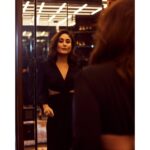 Kareena Kapoor Instagram – Last night in my closet 🖤