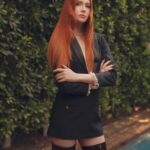 Karen Gillan Instagram - Moments before the Guardians of the Galaxy premiere in LA… Photos by @eliastahan Styling @rebeccacorbinmurray Hair @bobbyeliot Make up @jennakristina Nails @millie_cosmo Hollywood
