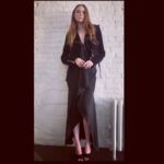 Karen Gillan Instagram - Brandon Maxwell show #nyfw Hair @thedavidcruz Make up @shaynagold Outfit @brandonmaxwell obvs