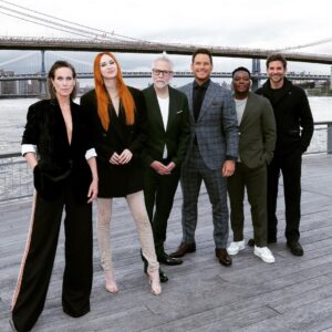 Karen Gillan Instagram - 🪐 Number 1 movie in the galaxy 🪐 

Thanks to everyone who has gone to see the Guardians’ last hurrah. And if you haven’t seen it yet - GET INVOLVED!!!! 
#guardiansofthegalaxyvol3 

Styling @rebeccacorbinmurray 
Make up @kaleteter 
Hair @thedavidcruz