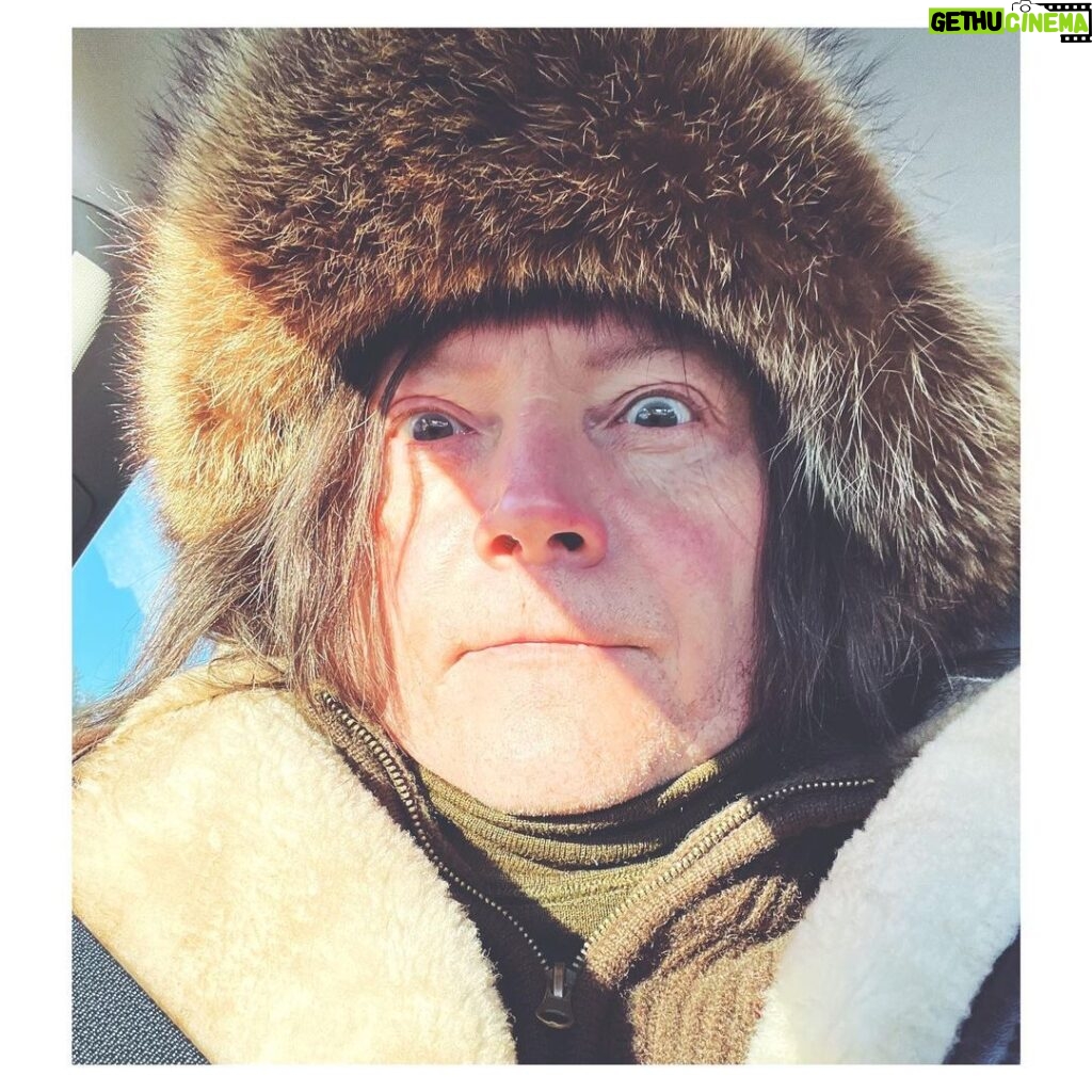 Kari Hietalahti Instagram - Mr Hamari is going to hunt 🐿️ • #ivalo #arcticcircle #elisaviihdeviaplay #yellowfilmtv Ivalo,lapland