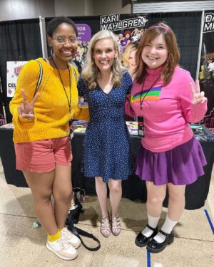 Kari Wahlgren Instagram - Thanks so much, College Station!💗