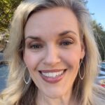 Kari Wahlgren Instagram - Always makes me smile…💗