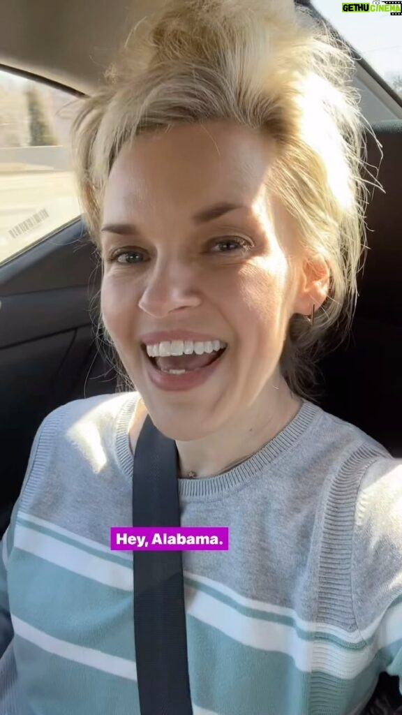 Kari Wahlgren Instagram - Got my coffee ☕️ and ready to meet all of you in Alabama for @kamicon_official! 💗 #travel #convention #anime #autograph #voiceover #cartoons #videogames