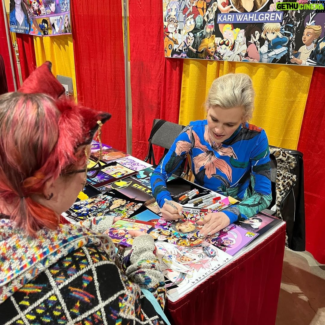 Kari Wahlgren Instagram - 💗A huge heartfelt thank you to everyone at @anime_los_angeles. It was a wonderful weekend and I loved seeing all of you! Here’s hoping we can do it all again next year. PS - huge shoutout to @thekit for my GORGEOUS shirt. I got so many compliments on it today! 😍 #anime #convention #autographsigning #voiceover #fandom #cosplay Long Beach Convention and Entertainment Center