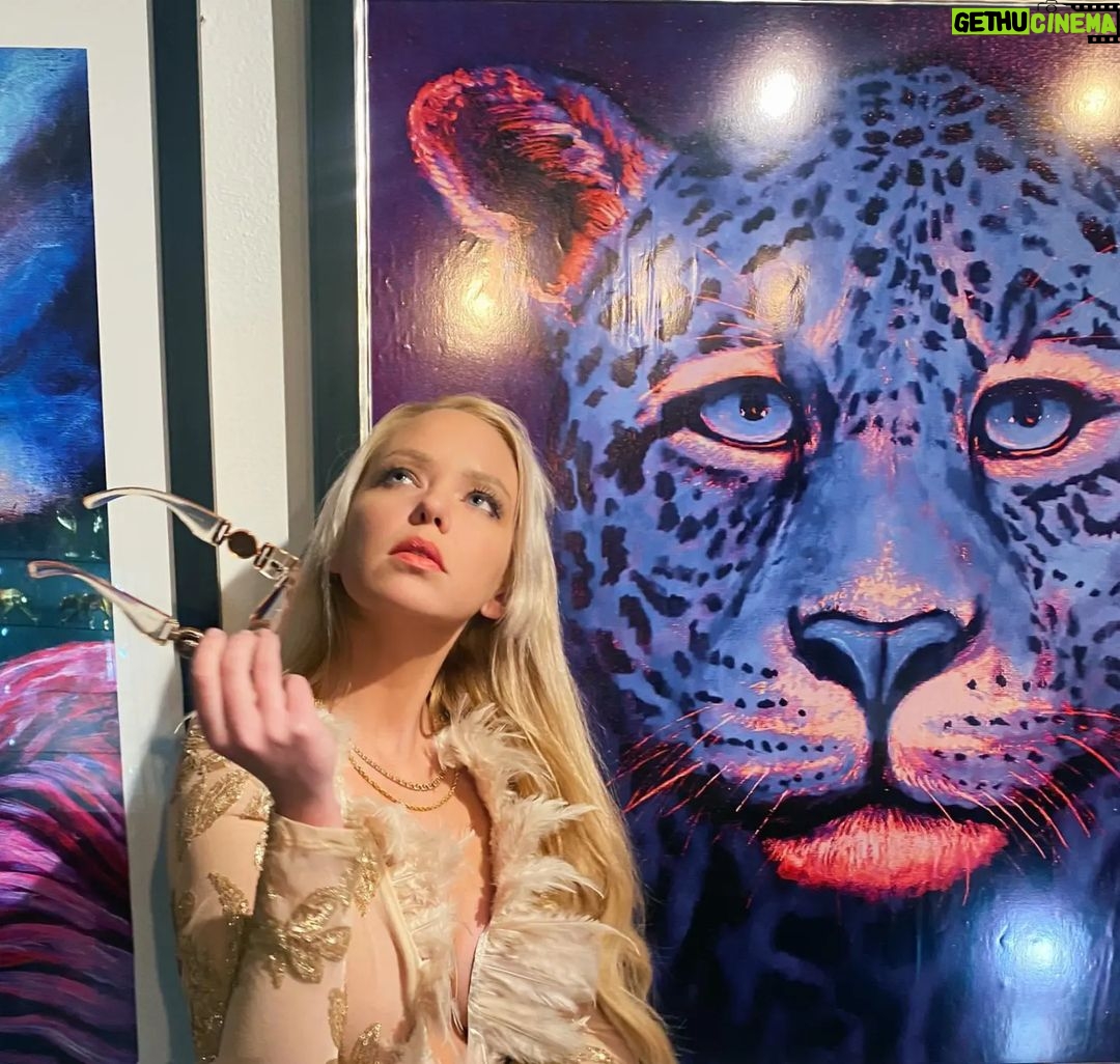 Karin Brauns Instagram - Limited series “Pop of the Wild” available at @colorfulsinartgallery Prints can be purchased online as well 350 N Sepulveda suite #4, Manhattan Beach, California, 90266 . . . . . . . #colorfulsinartgallery #art #artworks #artgallery #artforsale #artworld #manhattan #manhattanbeach #losangeles #california #popart #popartists #tiger #animalart #animalartists #karinbrauns #karinbraunsgallery #sinistermonopoly #thursdayvibes #openingsoon #visit #local #shopnow #shopart #artistsoninstagram #artistslife