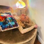 Karin Brauns Instagram – I have dreamed a thousand dreams in a vivid colors with brilliant hue. 💭
.
.
.
.
.
.
.
.
#artist #art #artistsworld #artistslife #lifestyle #golden #dream #dreambig #artwork #artgallery #manhattanbeach #supelveda #losangeles #california #acrylicpainter #lamodels #americanartist #artofinstagram #artistslivesmatter #colors #colorpallete #relaxing #wallart #animallovers #karinbraunsgallery #love #karinbrauns