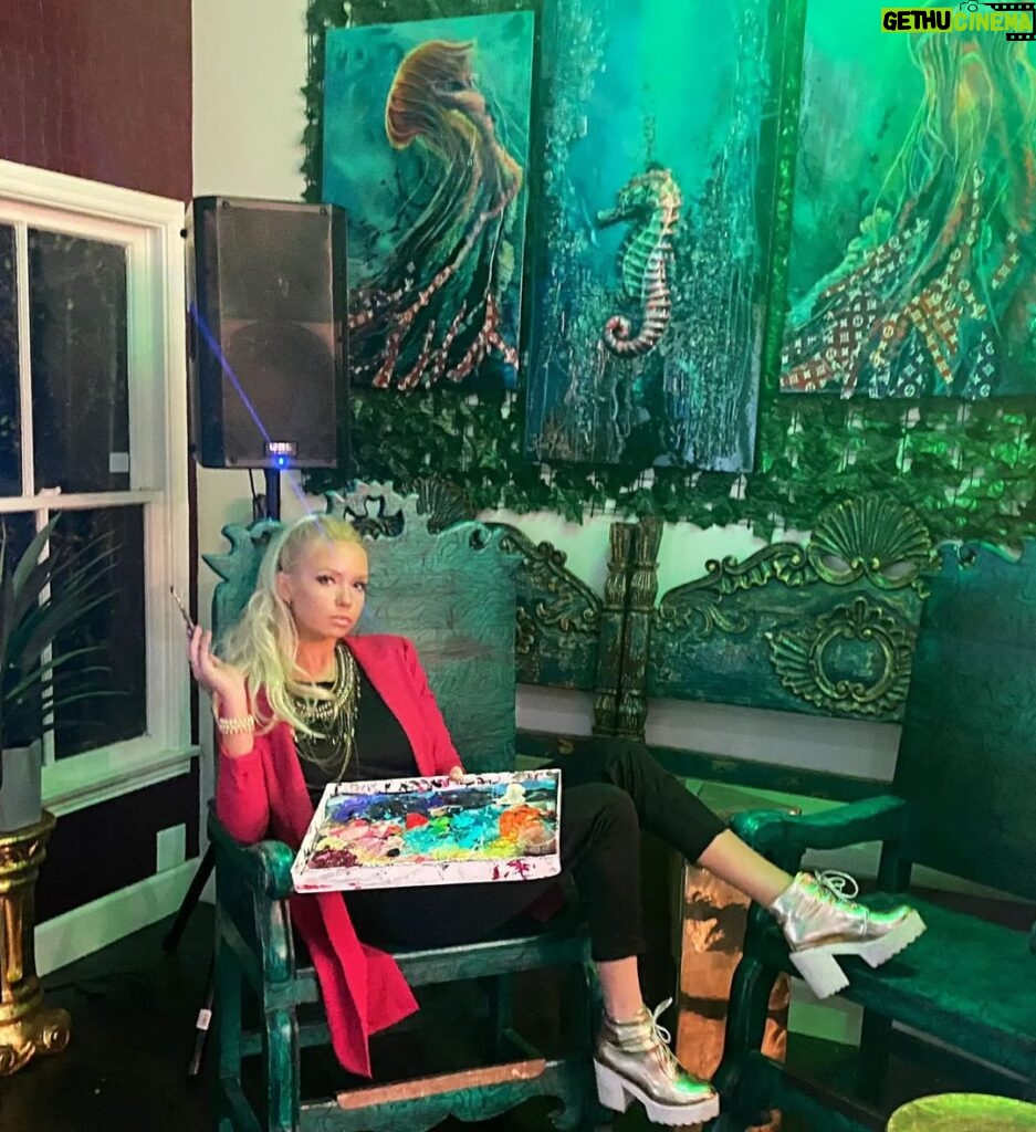 Karin Brauns Instagram - Luxurious flow collection currently showcasing at @sandracostala1 721 & 731 N La Cienega Blvd, West Hollywood, 90069 DM for inquiries & btw they glow in the dark . . . . . . . #artlife #fineart #interiordesign #legendsofdesign #lacienega#lcdqla #popart #fineart #artist #artworld #painting #paintinglive #sandracosta #liveshow #lacienega #vintagestyle #fashionstyle #fashionnova #theartistsway #weho #westhollywood #glowindark #beverlyhills #artoftheday #picoftheday #painter #paintings #louisvuitton #karinbraunsgallery  #karinbrauns La Cienega Boulevard