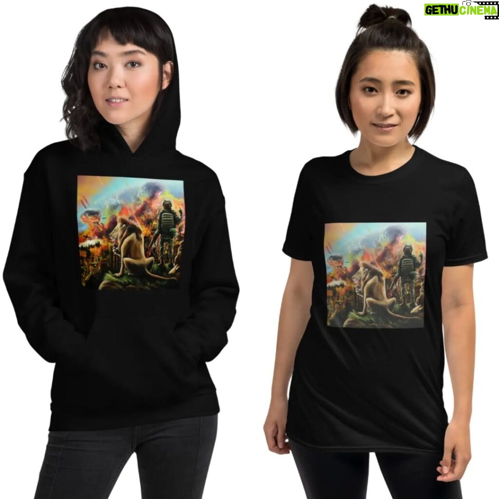 Karin Brauns Instagram - Unisex Hoodies & T-Shirts with prints from original paintings of Karin Brauns, "Teach Peace" & "F.This We Want Peace" are Available 20% goes to war victims Visit https://www.karinbrauns.com/unisex-tshirt-and-hoodie DM for more inquiries . . . . . . . . . . #fashion #style #instagood #ukriane🇺🇦 #ukrainewar #tshirts #supportukraine #hoodies #white #ukrainetoday #artistsoninstagram #art #beauty #instadaily #tshirtdesign #likeforlikes #teachpeace #paintingsforsale #followme #tshirtprinting #fashionblogger #tshirtfeminina #hoodieseason #nowar #fashionstyle #fashionista #karinbraunsgallery #karinbrauns