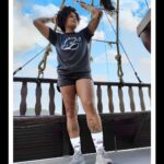 Karine Silva Instagram - Se ainda venta não adianta varrer. Espere a momento certo para agir. Bom Dia! #photooftheday #photography #balneariocamboriu #barcopirata #karinekiller #gileribeiro #ufc #blackpower