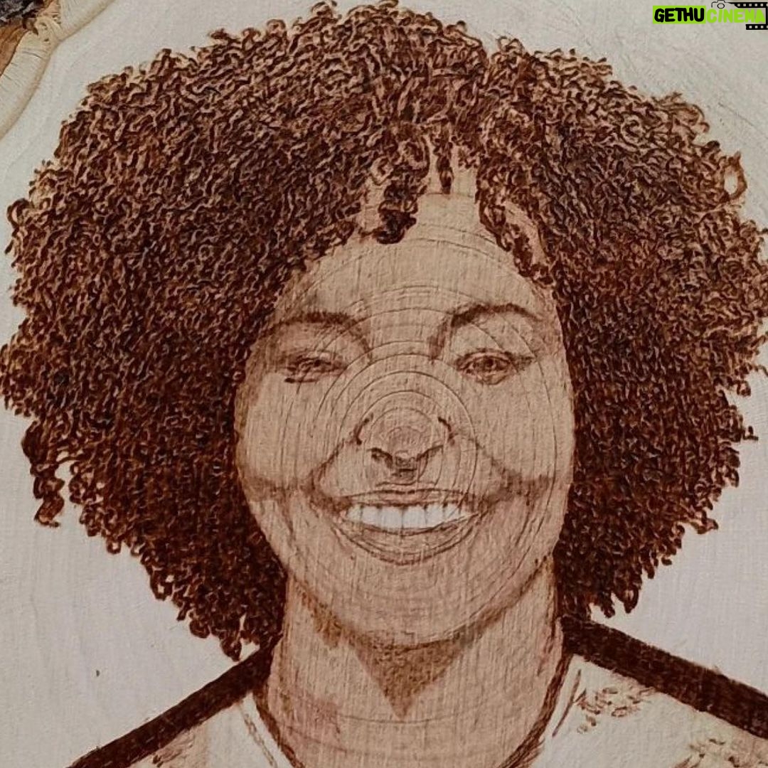 Karine Silva Instagram - Repost from @arials_art @ufcslabs • My best yet!!! @karine_killer_ufc ! Three days, many hours and finally complete!! 🔥👌 ******************** I have no words to describe happiness for all this affection. Thank you Não tenho palavras para descrever a felicidade por todo esse carinho. Obrigado #killer #teamsilva #brazil🇧🇷 #woodburning #woodburningart #woodburningartist #art #artpiece #pyrography #pyrographyart #karinekiller #killerkarine #ufc