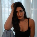 Karishma Tanna Instagram - 🖤🖤