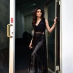 Karishma Tanna Instagram - About Last night @iffigoa Outfit @sawangandhiofficial Earrings @karishma.joolry Rings @karishma.joolry @marchjewellery_com Styled by @anshikaav Assisted by @bhatia_tanisha Make up @makeupbyshefali.s Hair @shefali_hairstylist.81 Click @shazzalamphotography #iffigoa #karishmatanna #love